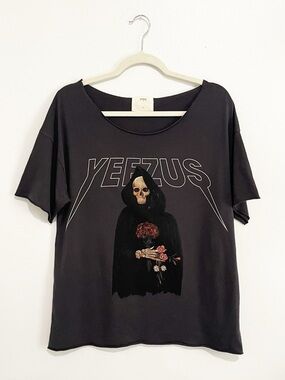 Yeezus Tour Graphic T-shirt 2013 Reaper Short Sleeve Charcoal Raw Trim Size M